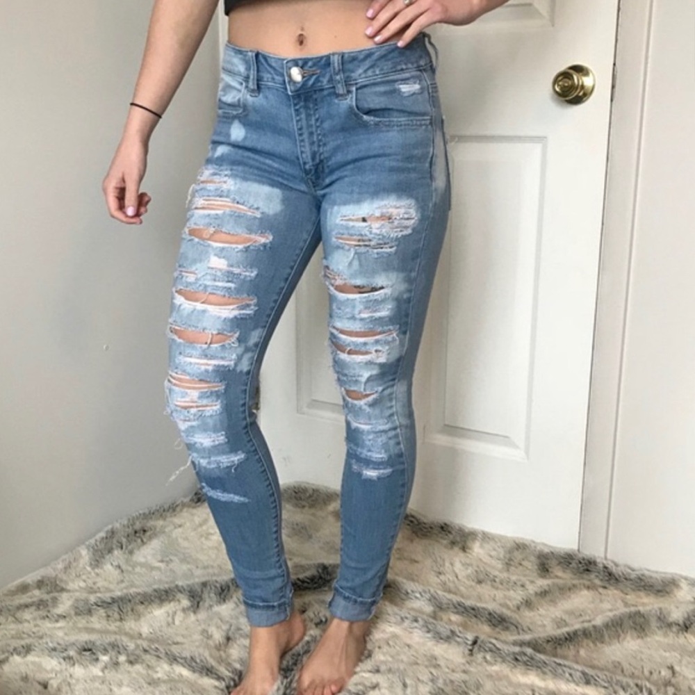 American Eagle Distressed Hi-Rise Jeggings